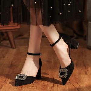 Zapatos de Tacón YouKanmei, Zapatos de Mujer con Punta Puntiaguda, Tacón Cuadrado, Correa en el Tobillo, Pedrería, Tacón Alto, Tendencia de Moda, Color Sólido - Product Image 2