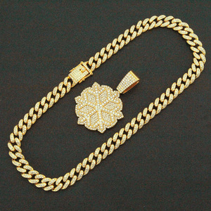 Colliers à pendentif flocon de neige géométrique en alliage plaqué or et argent, personnalisables, style hip-hop pour hommes, bijoux de mode, vente chaude - Product Image 4