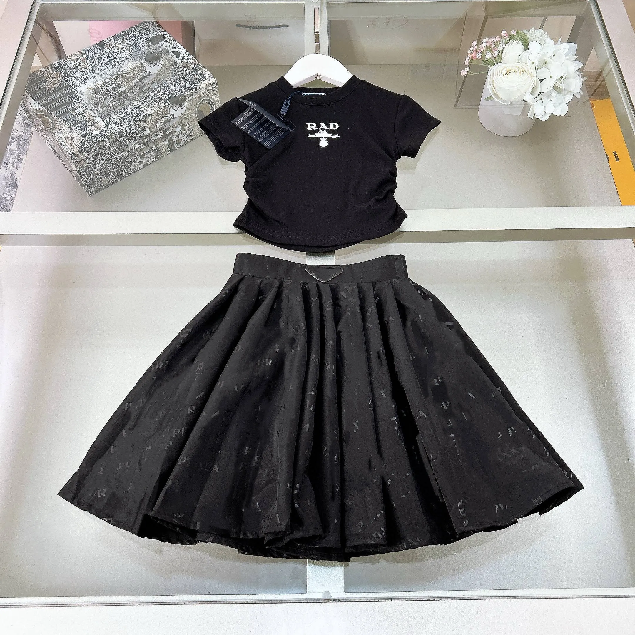 2024 último vestido para niños conjunto de 2 piezas para niñas ropa de marca de gama alta