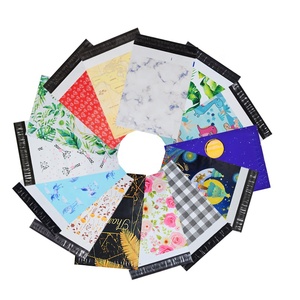 Sacs de courrier en plastique personnalisés, imprimés poly, pour la livraison de vêtements, 50 unités - Product Image 3