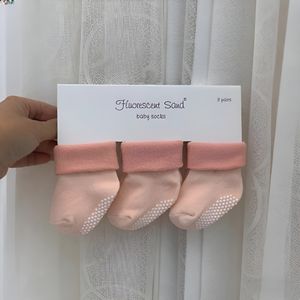 JC ถุงเท้าผ้าฝ้ายสำหรับ0-6Months สำหรับเด็กแรกเกิดถุงเท้าพื้นกันลื่นสำหรับคลาน - Product Image 1