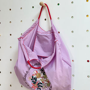 <span class=keywords><strong>Borsa</strong></span> Shopping Pieghevole in Nylon Ecologico all'Ingrosso, <span class=keywords><strong>Borsa</strong></span> a Tracolla da <span class=keywords><strong>Donna</strong></span> con Ricamo Floreale <span class=keywords><strong>Viola</strong></span> - Product Image 4