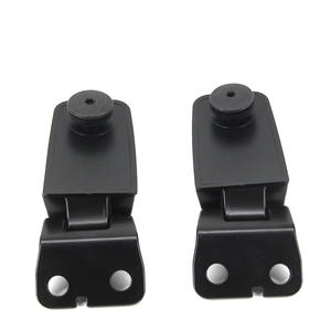 Charnières de porte et de lunette arrière Nissan en stock pour les modèles 90321-7S000 et 90320-7S000 - Product Image 3