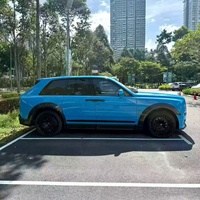 Kit carrosserie en fibre de carbone sèche pour Rolls Royce Cullinan, style 1016, jupes latérales, pare-chocs, capot, spoiler, diffuseur