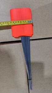 Banderas de Delimitación Impermeables de 4x5 Pulgadas con Estacas de 15 Pulgadas para Caza y Marcación de Senderos - Product Image 3