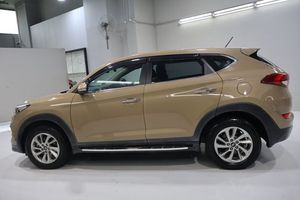 <span class=keywords><strong>Tucson</strong></span> SUV d'<span class=keywords><strong>occasion</strong></span> <span class=keywords><strong>2016</strong></span>, essence, transmission automatique, sièges en cuir, phares LED, <span class=keywords><strong>prix</strong></span> abordable - Product Image 3