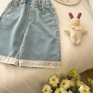 TongXingYuan Girls Denim Capri Pants Sky Blue <b>Elastic</b> Waist <b>Lace</b> Trim Loose Fit Summer Style - Product Image 3