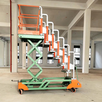 Escalier d'échelles télescopiques en alliage d'aluminium réglable en hauteur avec plate-forme de travail aérien capacité de 350KG pour une utilisation en supermarché et en salle de sport