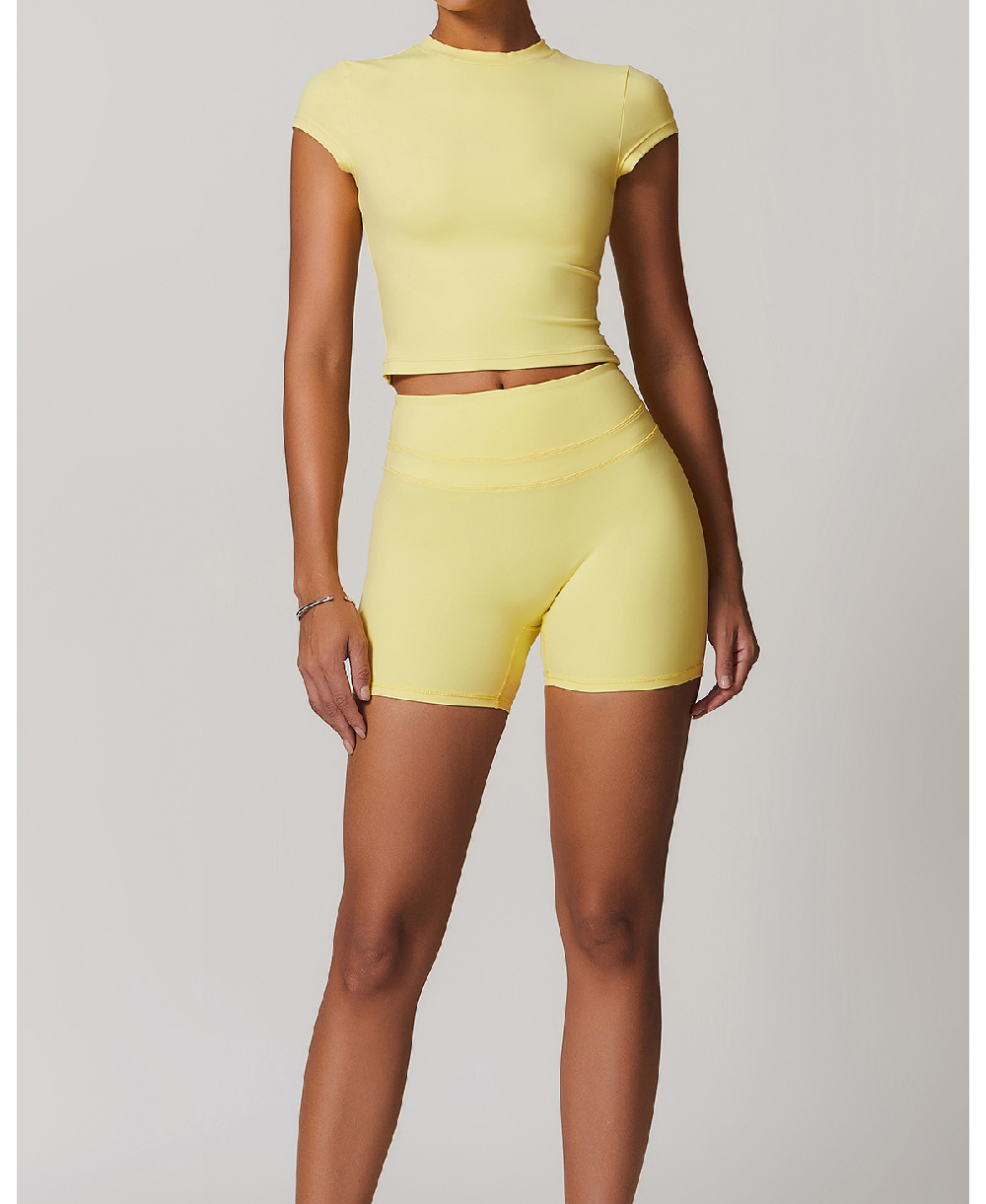 Haut jaune