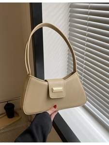 Popüler küçük çanta kadın Ins 2024 yeni moda cezaevi yaz yönlü bir omuz koltukaltı çanta - Product Image 3