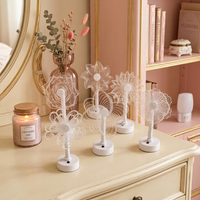 Lampe de table LED en acrylique en forme de fleur pour chambre à coucher, veilleuse de chevet, alimentée par piles, lumière chaude