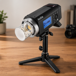Flash portable <span class=keywords><strong>Godox</strong></span> <span class=keywords><strong>AD400</strong></span> <span class=keywords><strong>Pro</strong></span> sans fil TTL HSS avec batterie Li-ion pour la photographie de terrain - Product Image 1