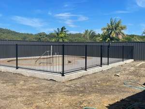 Ticari Sınır Alanları İçin Yüksek Güvenlikli Galvanizli Metal Boru Çit Dikey Çubuk Tasarımı 3D Modelleme Isıl İşlemli - Product Image 1