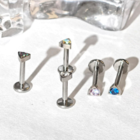 Piercing en titane ASTM F136 G23 à filetage interne, avec triangle à 3 branches et dos plat en zircone cubique, pour tragus, hélix, lèvre, cartilage, pour enfants et mariages