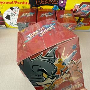 Boîte complète originale <span class=keywords><strong>Tom</strong></span> TCG <span class=keywords><strong>Jerry</strong></span> Happy Enemies Trading Cards Vol <span class=keywords><strong>2</strong></span> Variational Pack Cartes à collectionner Anime Vente en gros - Product Image 5