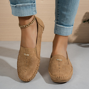Mocassins pour femmes avec décorations métalliques, chaussures décontractées à enfiler, ballerines confortables en PU pour le bureau et le quotidien, vente en gros et personnalisation - Product Image 3