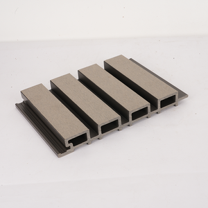 Panel de Revestimiento Exterior WPC de Fácil Limpieza, Directo de Fábrica, Tablero de Pared Exterior Duradero para el Mercado Comercial y el Hogar - Product Image 2