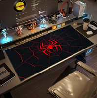 Tapis de bureau grand format avec logo Spider-Web rouge et noir, antidérapant, base en caoutchouc durable, accessoire de bureau résistant aux taches pour souris de jeu