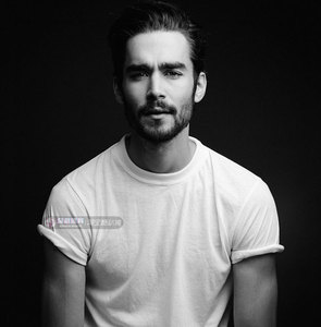 Bluk Tùy Chỉnh Truyền Nhiệt In Logo Nhãn Mềm Dệt Kim <span class=keywords><strong>Polyester</strong></span> Cotton Trống T-Shirt Đồng Bằng Màu Trắng T-Shirts Cho Nam Giới - Product Image 5