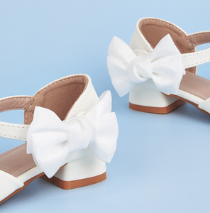 Summer New Children's Sandals Fashion <b>White</b> Bow Hollow Sandals Thick <b>Heels</b> Open Toe Sandals Princess Performance Shoes - Product Image 4