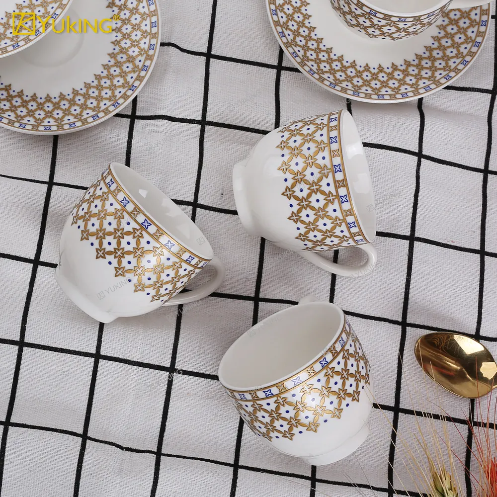 Seramik Drinkware ince porselen fincan fincan tabağı seti altın kenar kabartmalı kahve bardak ve altlıklar çin tedarikçiler özel kahve fincan seti