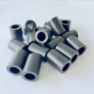 Entretoises cylindriques rondes noires en nylon/<span class=keywords><strong>derlin</strong></span>/plastique, personnalisées, de haute qualité, en POM ou nylon – Approvisionnement direct usine - Product Image 1