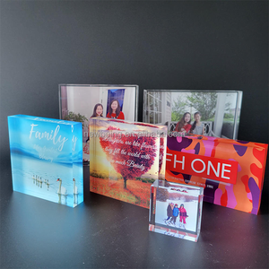 Khắc in tùy chỉnh đánh bóng chặn giấy hiển thị cơ sở rắn <span class=keywords><strong>plexiglass</strong></span> Logo khối đứng rõ ràng Acrylic khối - Product Image 5