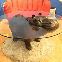 Table basse créative moderne en fibre de verre en forme d'hippopotame avec dessus en verre rond