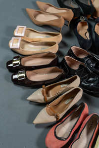 รองเท้าส้น<span class=keywords><strong>ส</strong></span>ูงแบรนด์เนม<span class=keywords><strong>ม</strong></span>ือ<span class=keywords><strong>ส</strong></span>องขายส่ง S08 <span class=keywords><strong>ส</strong></span>ำหรับงานแต่งงานและงานปาร์ตี้ รองเท้าผู้หญิง<span class=keywords><strong>ม</strong></span>ือ<span class=keywords><strong>ส</strong></span>อง - Product Image 4