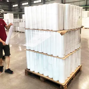 Film d'emballage pré-étiré LLDPE de 45 CM à usage manuel souple CN;SHG industriel PE PVC transparent étanche à l'humidité pour l'emballage