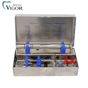 Kit d'extraction manuelle de fiches dentaires pour canaux radiculaires - Product Image 1