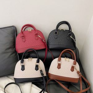 New Design Elegant Lady's Striped Soft PU Leather Handbags Women <b>Shell</b> Crossbody Messenger Bags - Product Image 2