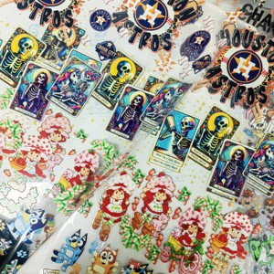 一括注文UV DTFパッチ-フルカラー印刷技術と特殊なカスタムデザインサービス - Product Image 1