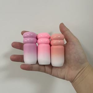 Mô hình mới của nhà máy khuyến nghị các ống son bóng màu hồng, tím và cam, với logo tùy chỉnh trên các ống. - Product Image 4