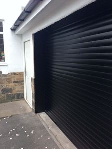 Grandes soldes Portes de garage bon marché Porte de garage automatique avec porte piétonne - Product Image 3