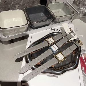 Reloj de Pulsera para Mujer, Serie Roja Vintage Angora, de Lujo, para Negocios, con Correa de Cuero Italiano y Acero Inoxidable Ronda, Resistente al Agua - Product Image 6