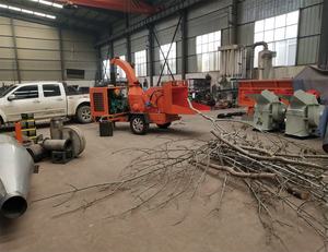Hot <b>Sale</b> Industrial Professional Wood Chipper Machine Self-Propelled Branch <b>Chopper</b> Log Press Sawdust Maker 1 Year Motor Engine - Product Image 1
