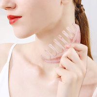 Peigne en résine pour massage du cuir chevelu Gua Sha avec logo personnalisé 4,33x5,2 cm Fabriqué en Chine