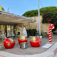 Décoration de Noël d'intérieur, chaise en forme de boule de Noël personnalisée en fibre de verre, pour décorations de centres commerciaux