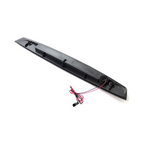 Luz de freno de montaje alto A6398200056 para Mercedes-Benz W639 2004-2014, luz trasera LED roja y negra de 12 V - Product Image 3
