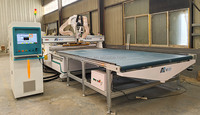 Machine de nesting CNC 1325 multifonctionnelle pour meubles en panneaux de bois et armoires de cuisine, avec chargement et déchargement automatiques, routeur CNC