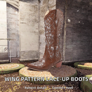 Bottes d'hiver montantes à lacets pour femmes européennes et américaines, avec motif ailé sculpté, bout pointu et talon moyen – Nouveauté - Product Image 2