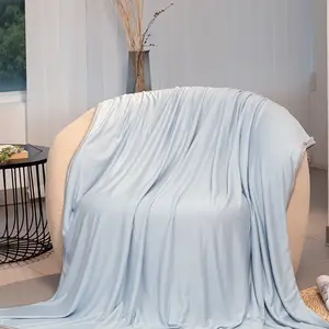 Manta fresca y suave de fibra de bambú para dormir, colcha de enfriamiento personalizada para cama de verano, 150x200cm, venta al por mayor