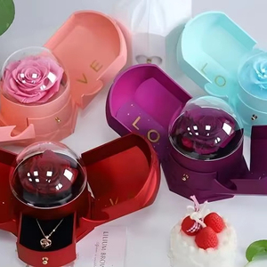 Scatola Portagioie Ali d'Angelo all'Ingrosso con Rosa Stabilizzata, Porta Anelli Fiore Eterno, Regalo per Donne, San Valentino, Matrimonio - Product Image 1