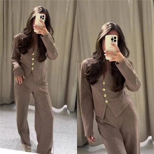 Damen Euro-Amerikanischer Stil Bestseller - Weiche Knopf-Velours Anti-Falten Polka Dot Jacke & Weite Hose Mode-<span class=keywords><strong>Set</strong></span> - Product Image 6
