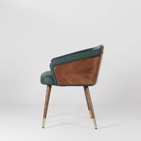 Chaise en bois moderne et confortable avec dossier en cuir, design doux pour salon, chambre, appartement, villa