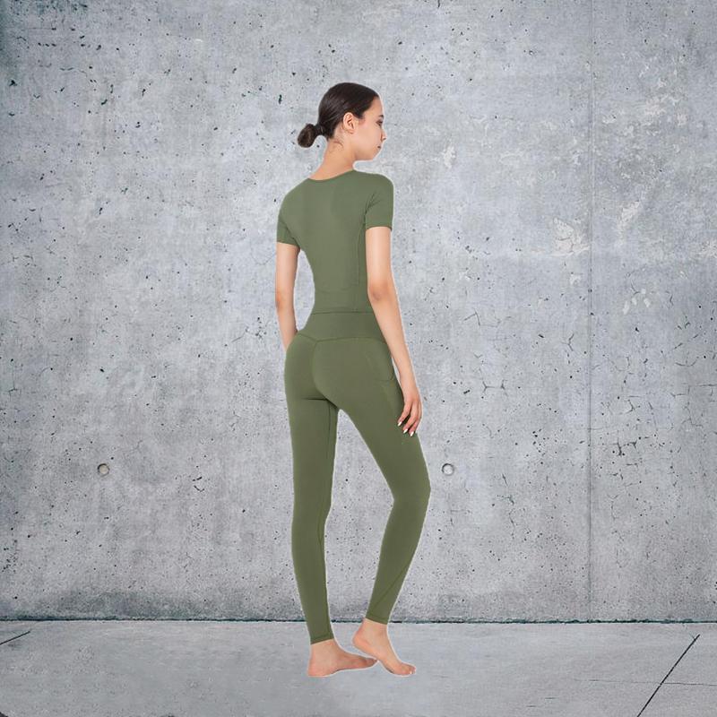 Hot  Yoga Set 5 colors fitness Fashion Modern Breathable Workout Clothing Women Active Wear  hygroscopic  Popular