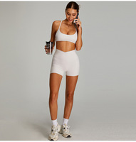 Soutien-gorge de sport respirant à bretelles croisées, de haute qualité, offrant un excellent maintien et antichoc, idéal pour l'entraînement de force