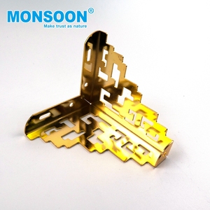 Patas de Sofá Metálicas Doradas de Alta Resistencia, Personalizadas OEM, para Decoración de Hogar y Oficina, Patas Triangulares de Metal para Muebles - Product Image 4