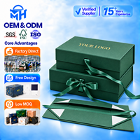 Boîtes cadeaux pliantes de luxe avec logo personnalisé et fermeture à ruban, emballage en gros, service direct usine OEM ODM pour vêtements et cadeaux